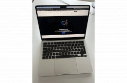 MacBook Air M2 13