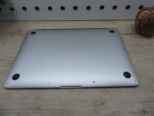 Apple Retina Macbook Air 13 - 2015 Early - Használt, megkímélt