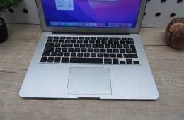 Apple Retina Macbook Air 13 - 2015 Early - Használt, megkímélt