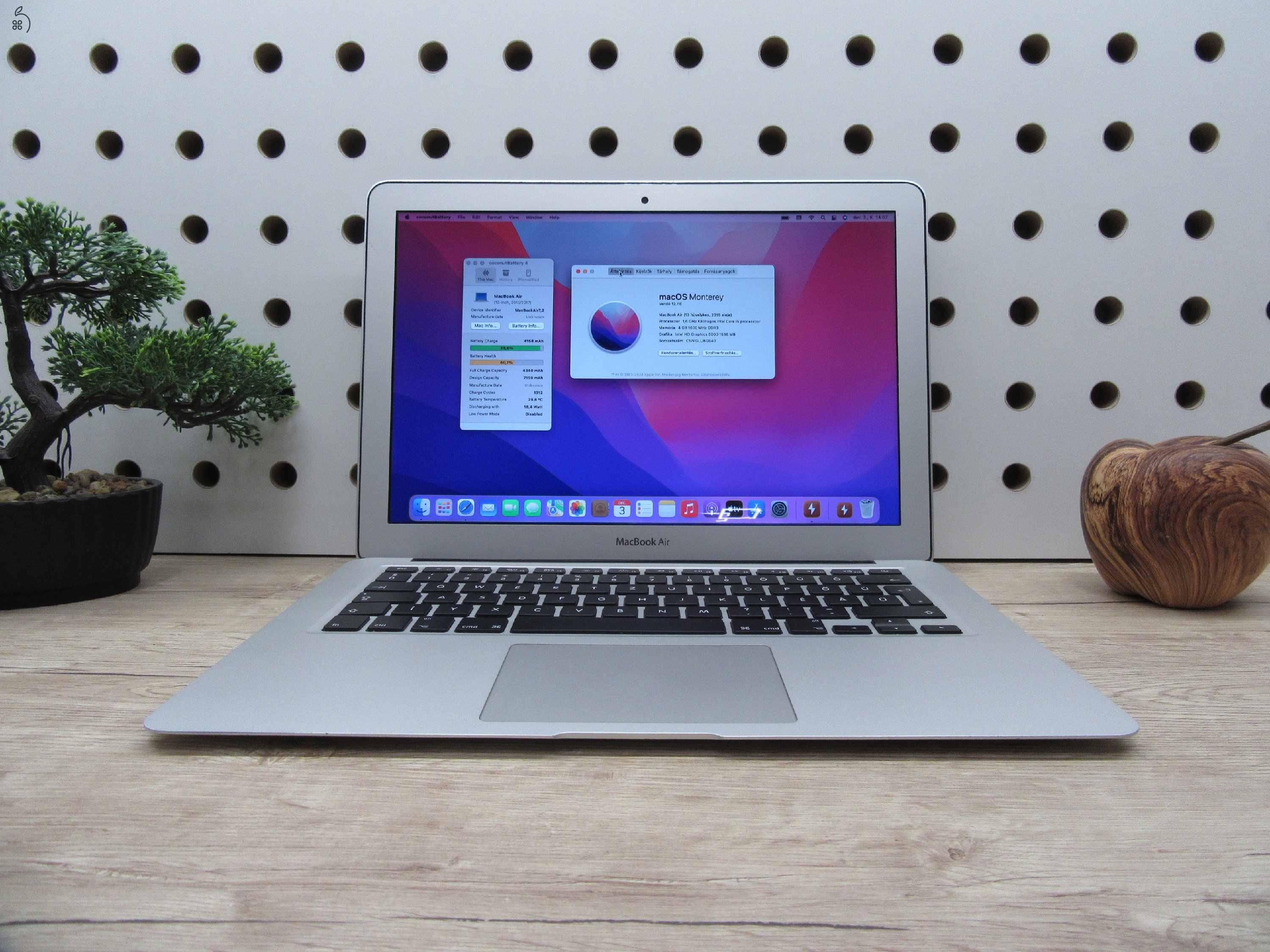 Apple Retina Macbook Air 13 - 2015 Early - Használt, megkímélt