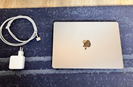 Macbook AIR 13' M2/ 1TB / 24 GB RAM / Apple Care + 2025 / US BILL