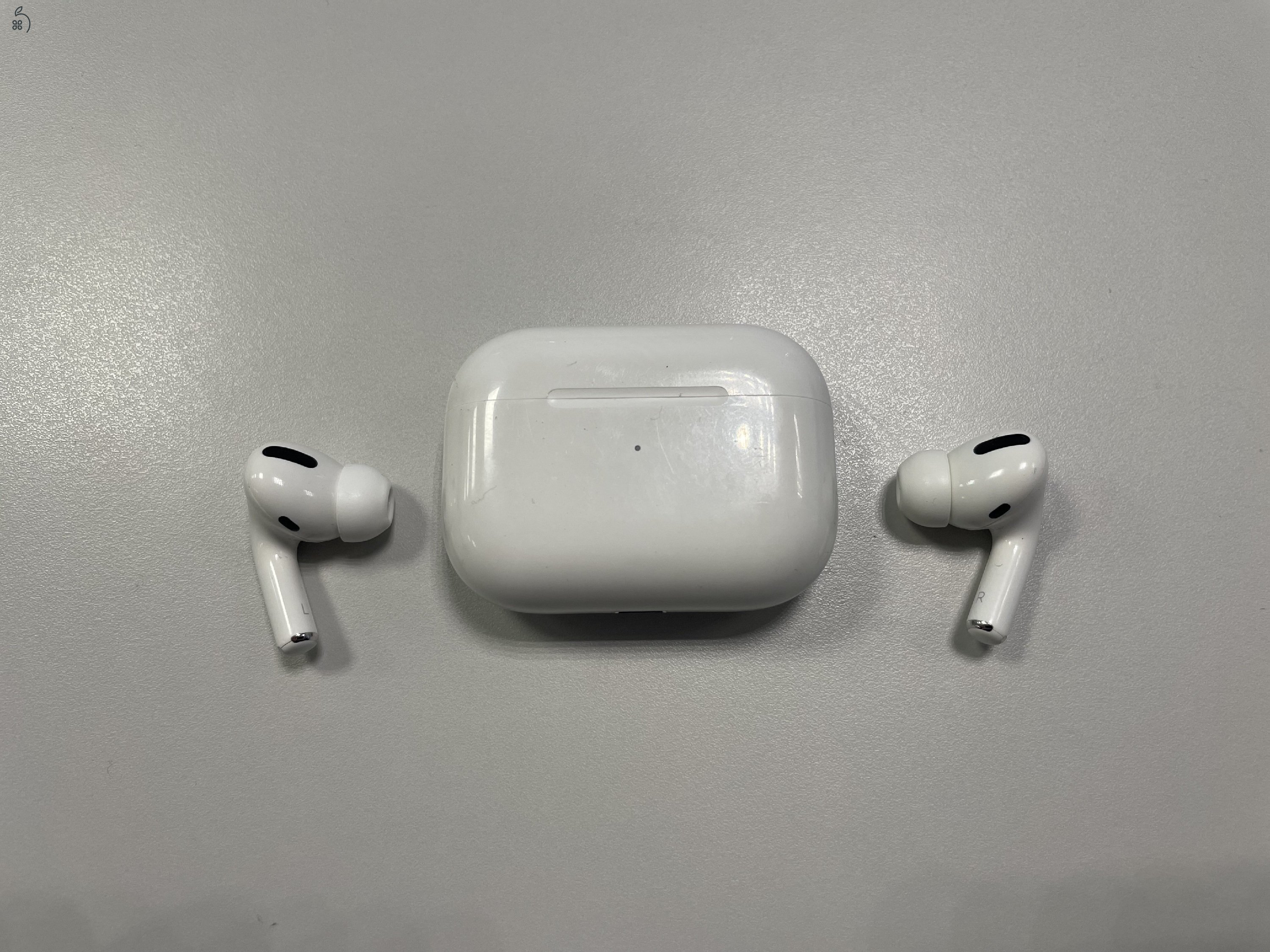 Airpods Pro 2021 (jobb oldal recseg)