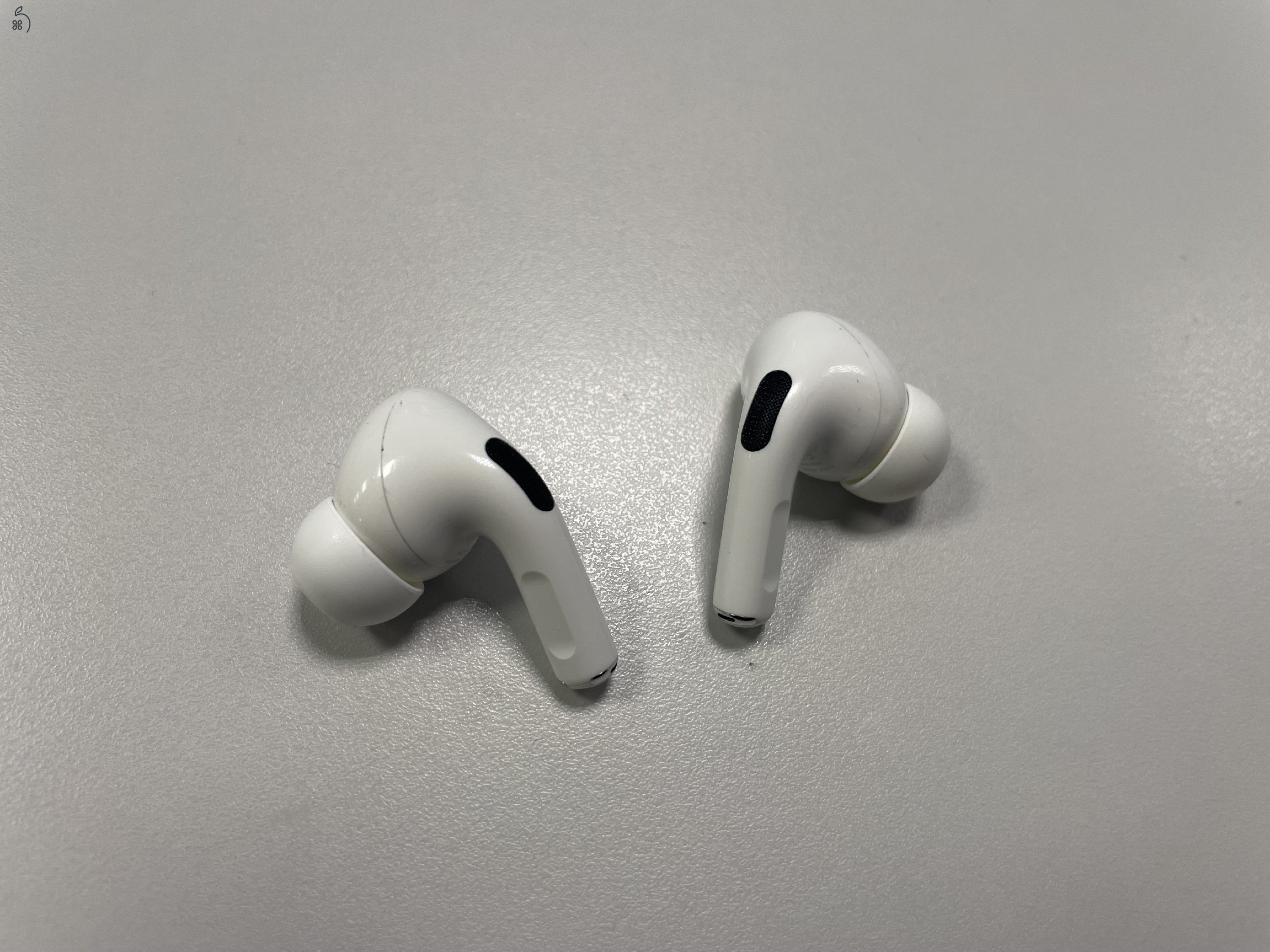 Airpods Pro 2021 (jobb oldal recseg)