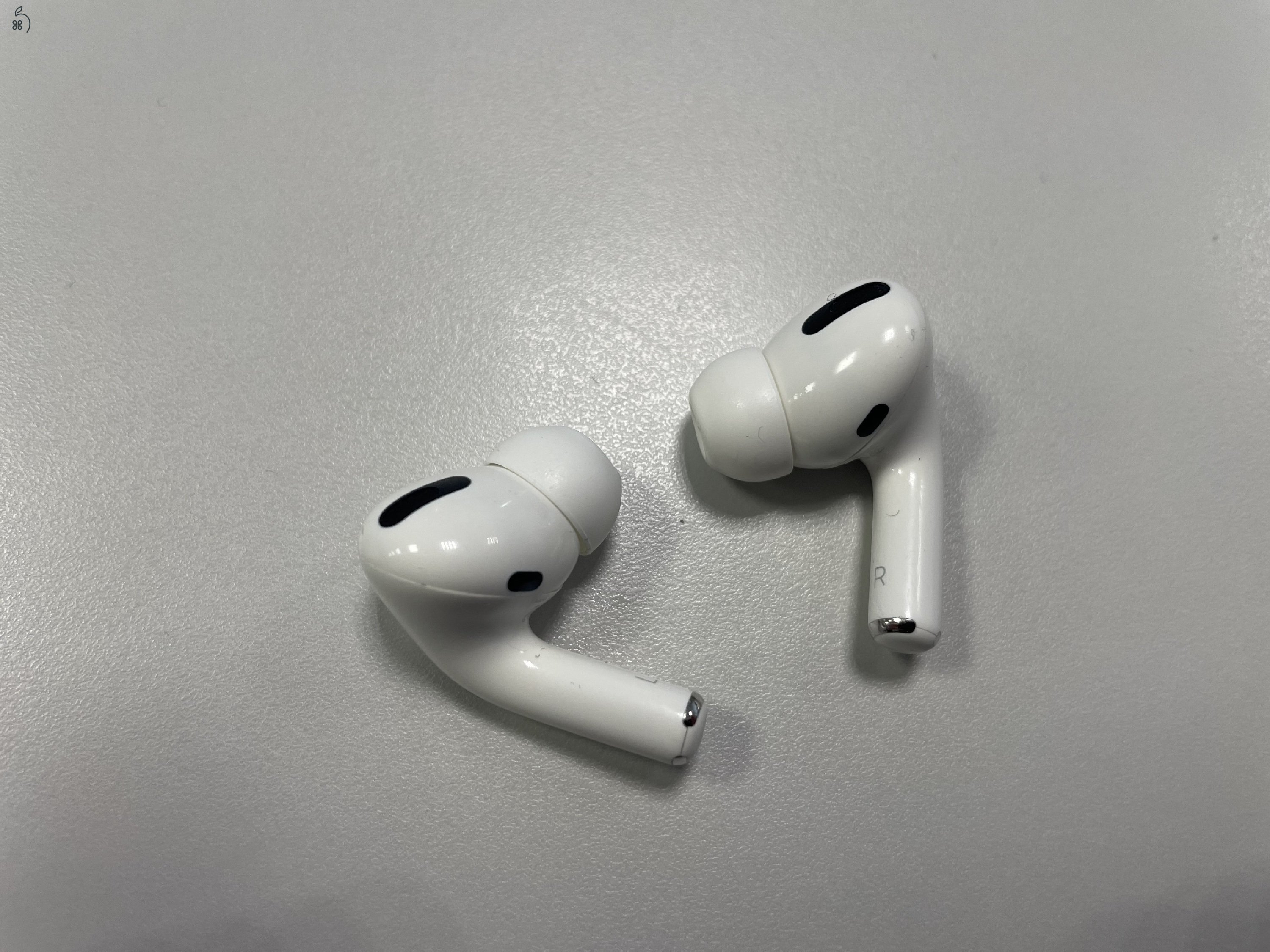 Airpods Pro 2021 (jobb oldal recseg)