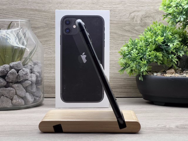 iPhone 11 Black 128GB 1 ÉV Garanciával Számlával Aksi 95%