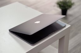 MacBook Pro 2020 13 512GB 1 ÉV Garanciával Számlával