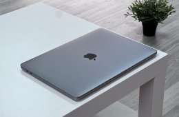 MacBook Pro 2020 13 512GB 1 ÉV Garanciával Számlával