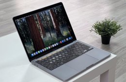 MacBook Pro 2020 13 512GB 1 ÉV Garanciával Számlával