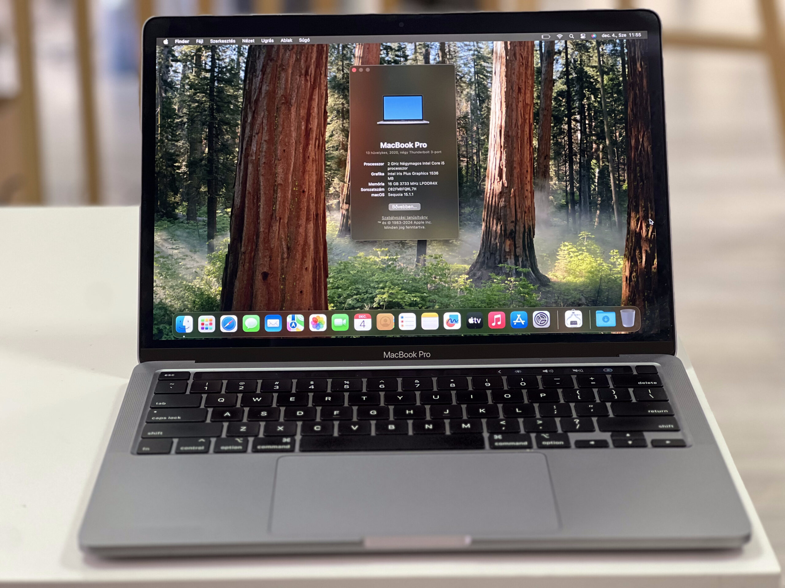 MacBook Pro 2020 13 512GB 1 ÉV Garanciával Számlával