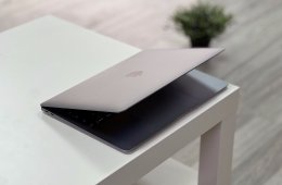 MacBook Air 2020 13 256GB 1 ÉV Garanciával Számlával