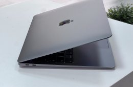 MacBook Air 2020 13 256GB 1 ÉV Garanciával Számlával