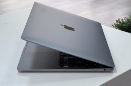 MacBook Air 2020 13 256GB 1 ÉV Garanciával Számlával