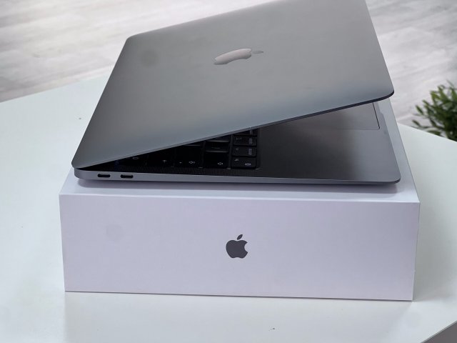 Hibátlan MacBook Air 2020 13 M1 256GB 1 ÉV Garanciával Számlával AKsi 95%