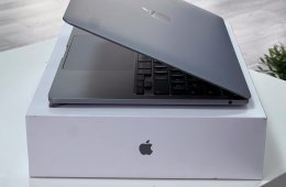 Hibátlan MacBook Pro 2020 13 M1 256GB 1 ÉV Garanciával Számlával Aksi 100%