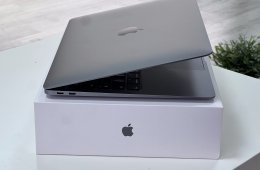 Hibátlan MacBook Air 2020 13 256GB 1 ÉV Garanciával Számlával