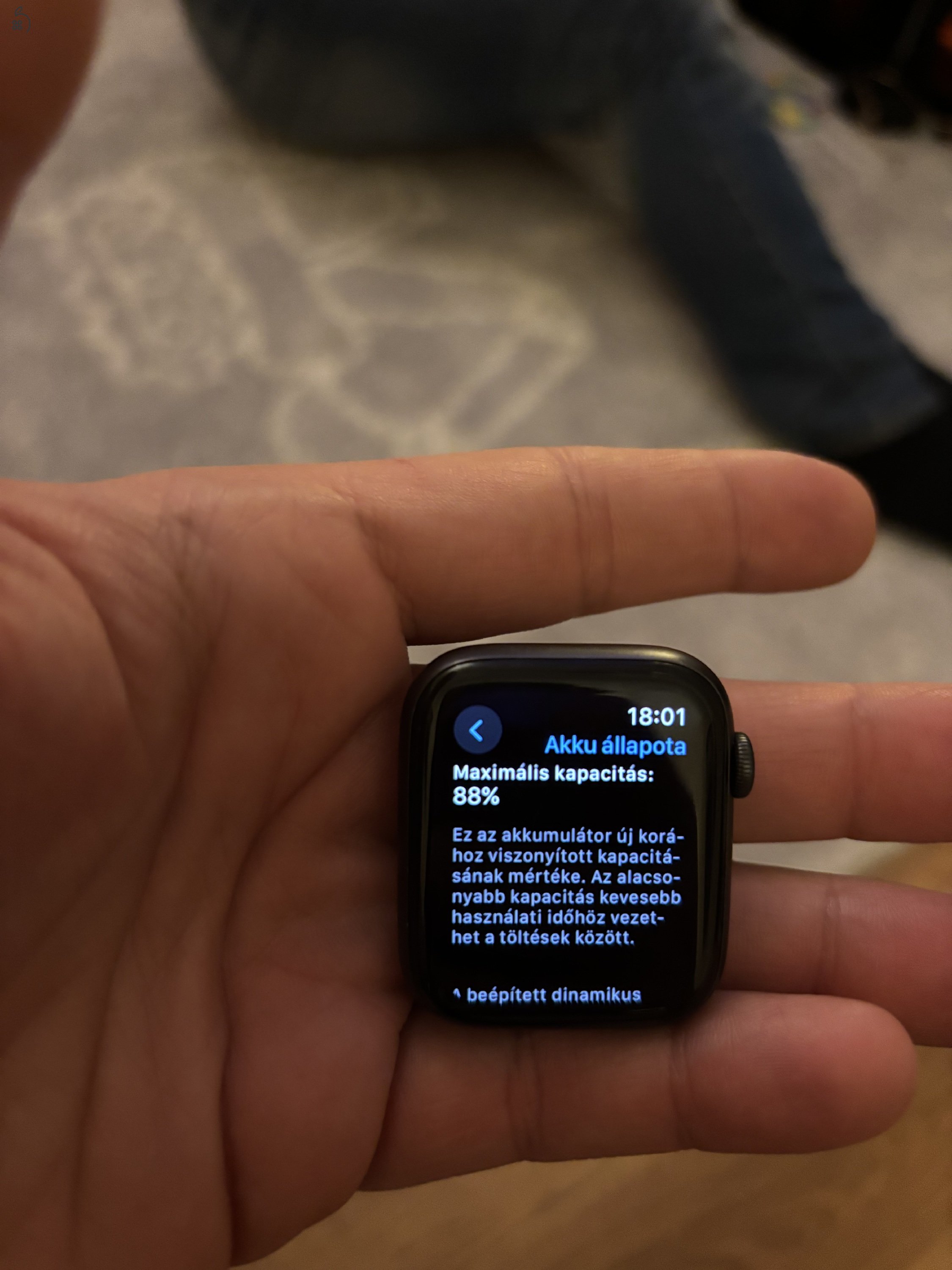 Apple Watch SE eladó