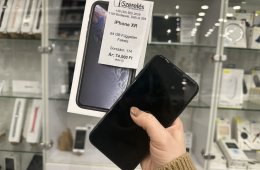 iPhone XR 64GB független fekete új akkuval garanciával (174) iszerelés.hu