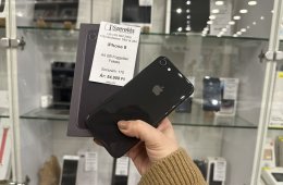 iPhone 8 64GB független fekete új akkuval garanciával (175) iSzerelés.hu