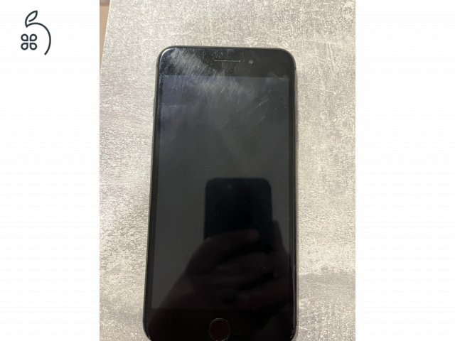 IPHONE 8 PLUS FÜGGETLEN 64GB HASZNÁLT