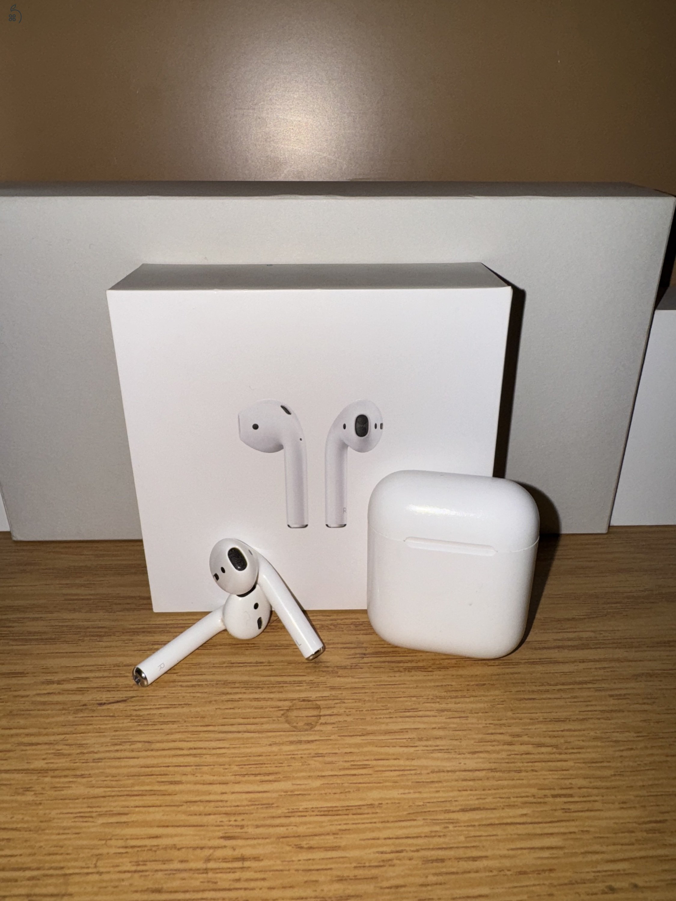 Apple AirPods 2. Generáció