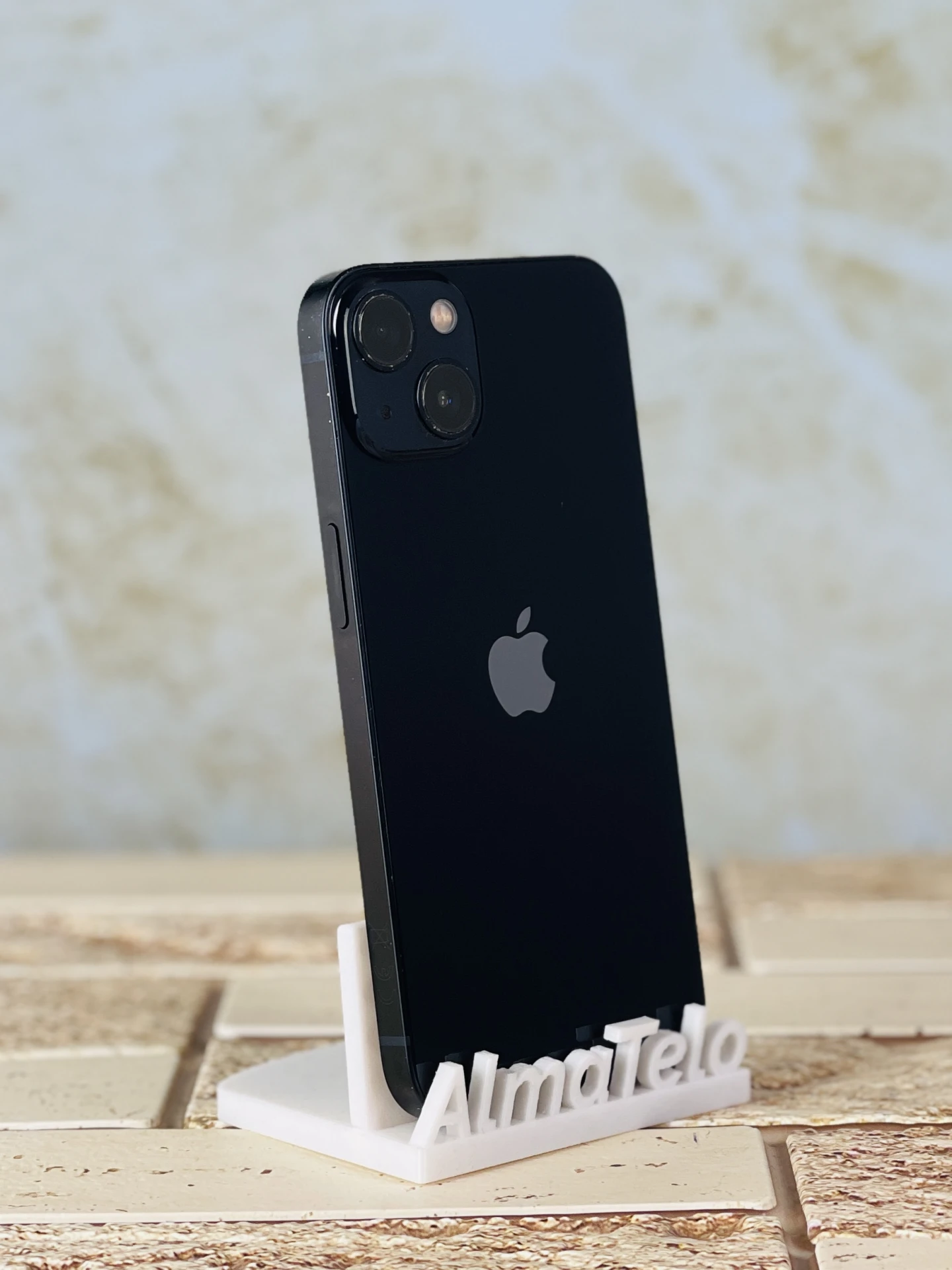 Apple iPhone 13 128 GB Midnight szép állapotú 