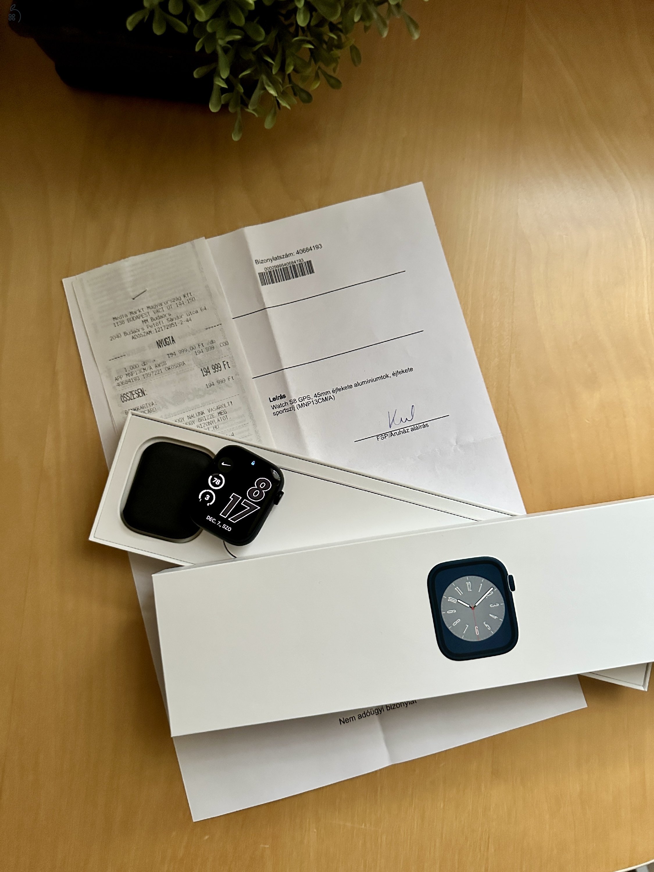 Apple Watch 8 45mm GPS | garanciális | magyar | makulátlan