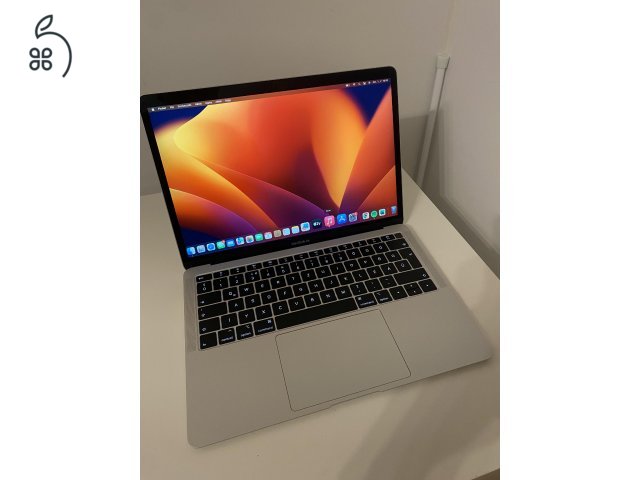 Megkímélt 250 akkumulátor ciklussal rendelkező MacBook Air Retina 2018 128 gb 