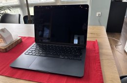 Macbook Air (M2,2022) Midnight / 8GB RAM / 256GB SSD / magyar billentyűzet