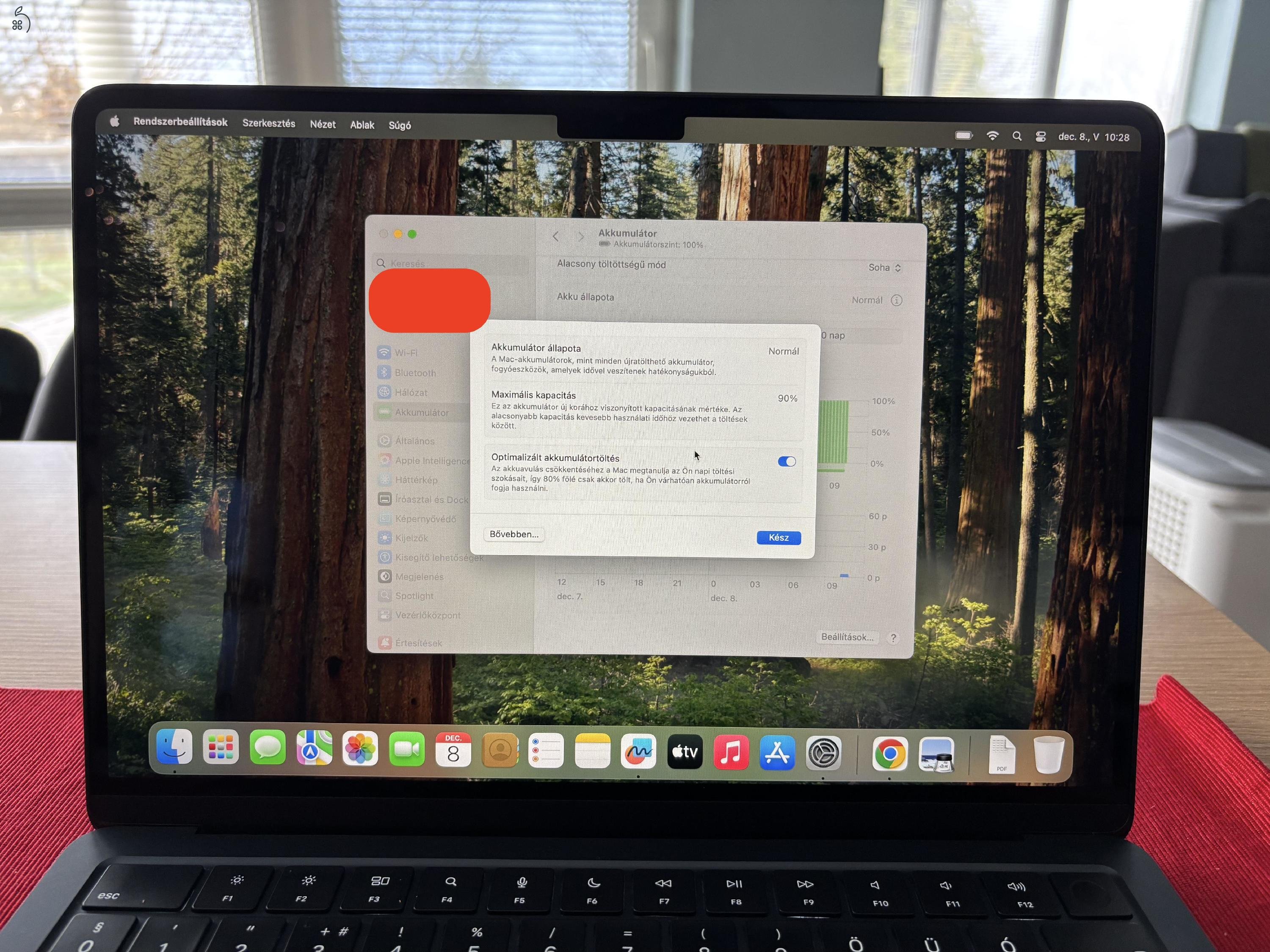 Macbook Air (M2,2022) Midnight / 8GB RAM / 256GB SSD / magyar billentyűzet