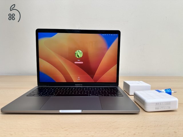 Üzletből, garanciával, új állapotú Macbook Pro Retina 13