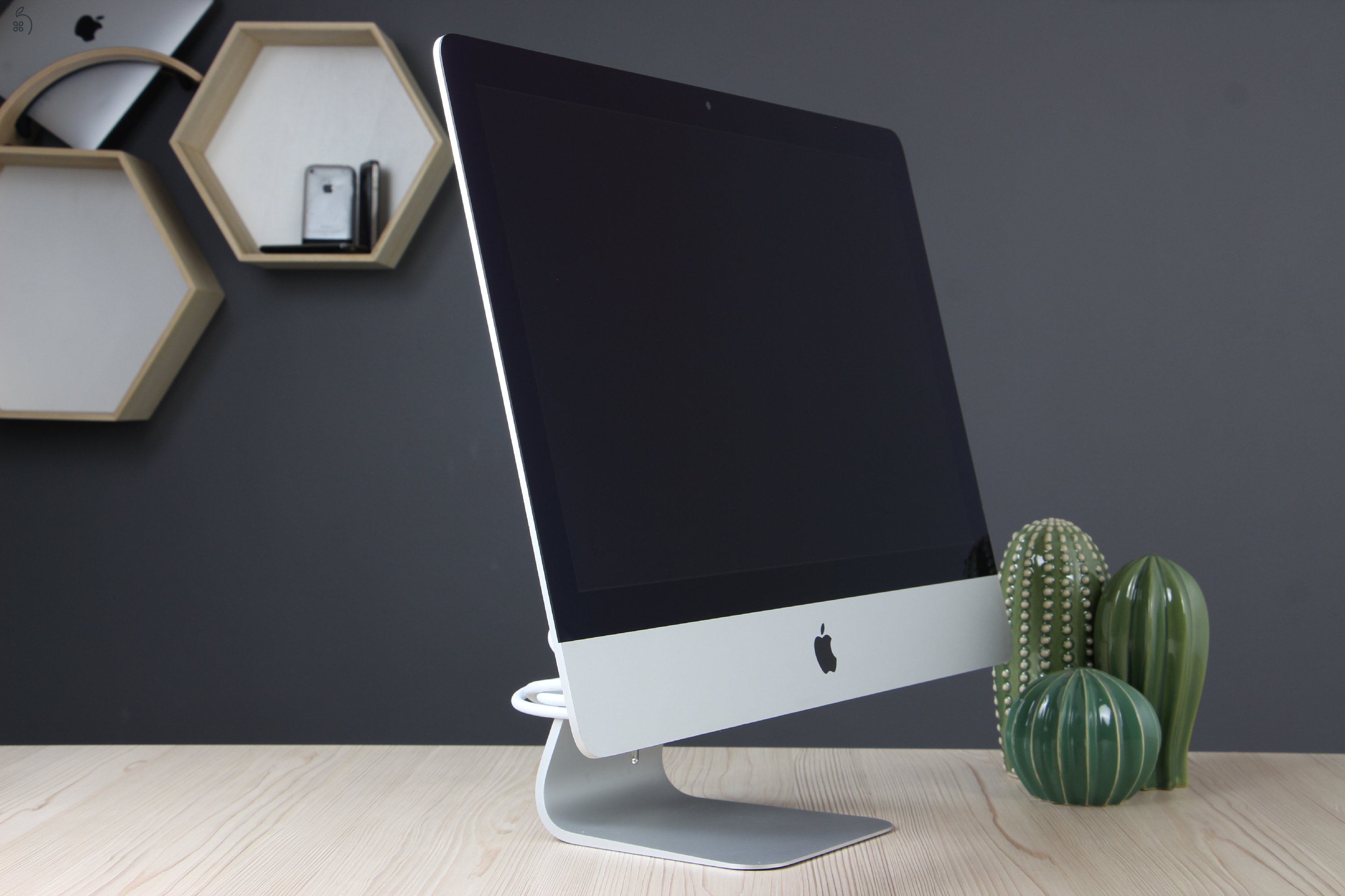 Apple iMac 21.5