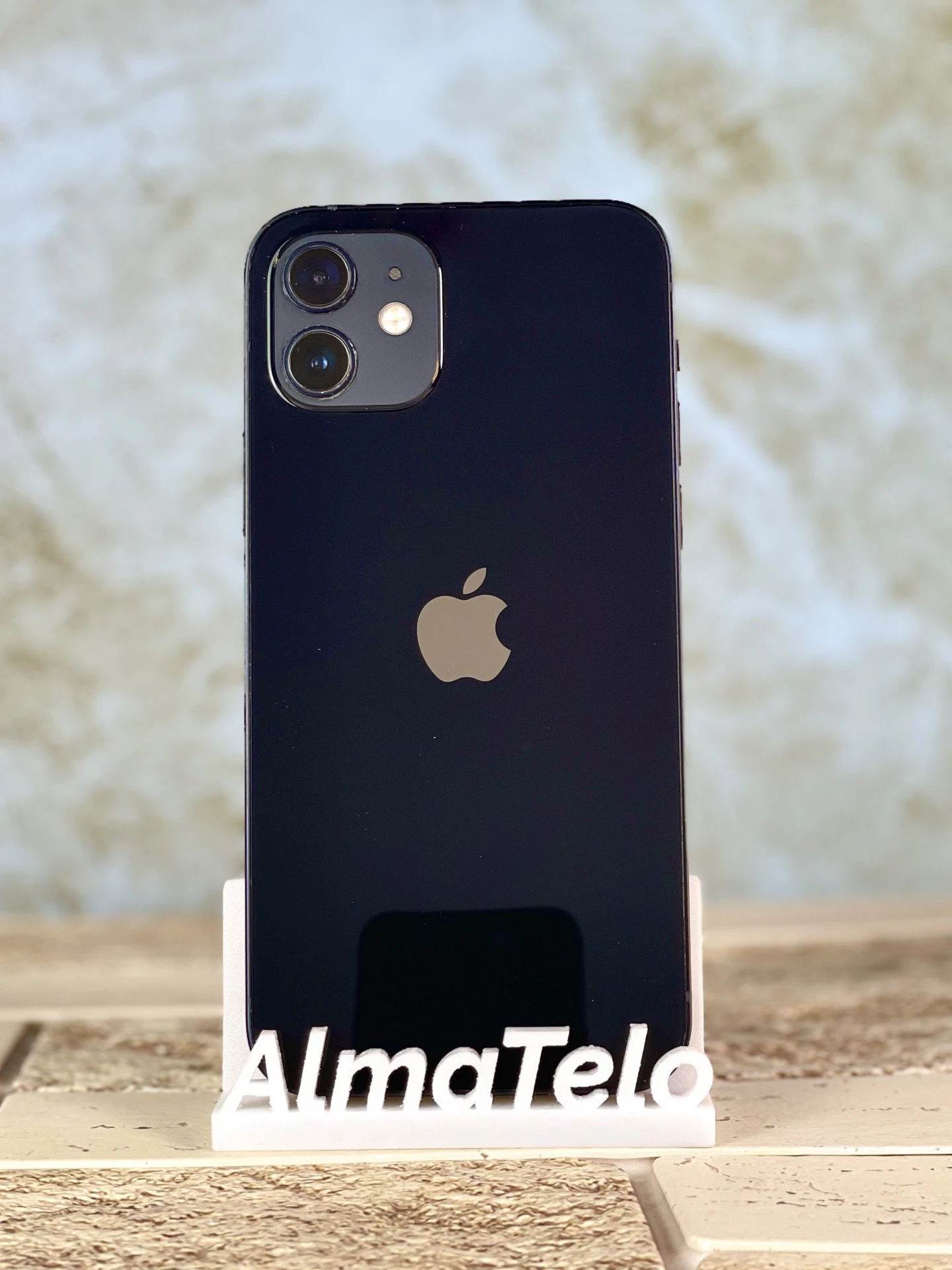 Apple iPhone 11 64 GB Black szép állapotú - 12 HÓ GARANCIA