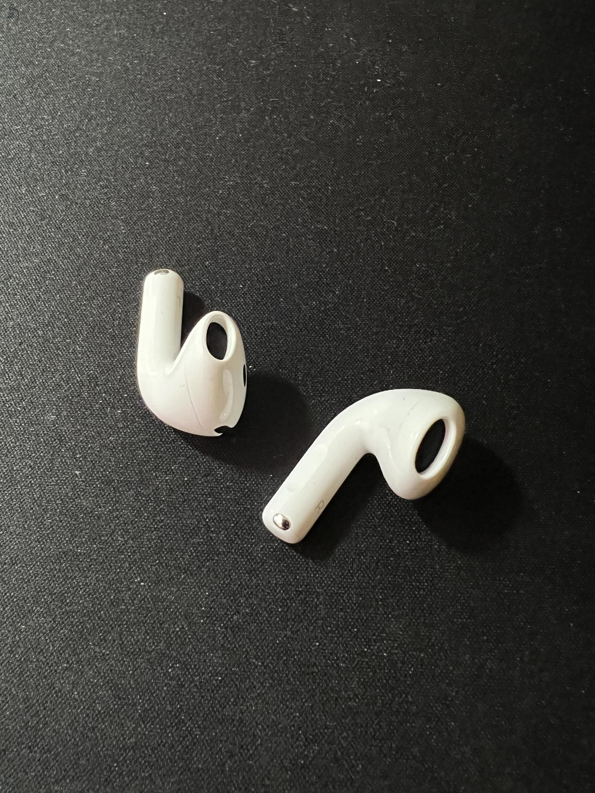 AirPods 4