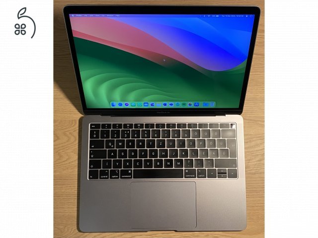 Jó állapotú, asztroszürke Macbook Air 2018 256 Gb eredeti dobozzal, kábellel és 30W töltőfejjel