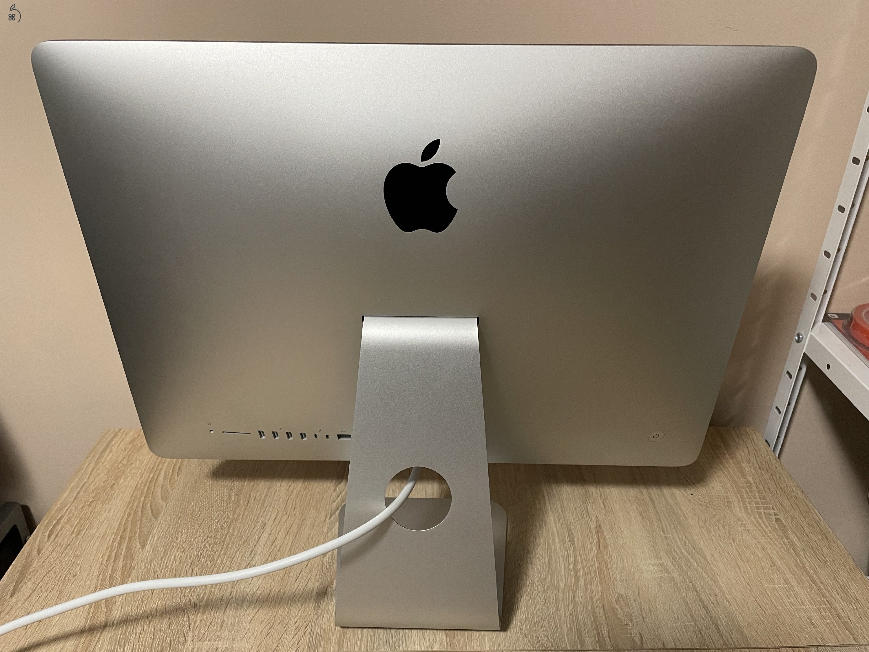 Apple iMac 21,5