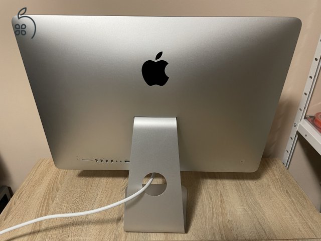 Apple iMac 21,5