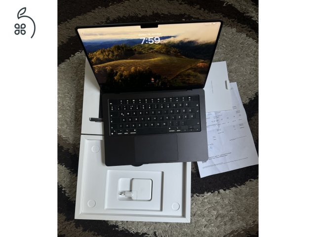 Szinte Új Macbook Pro 14' Space Black M3 Pro /18Gb ram/512Gb SSD 3 év apple garancia, Istyle vásárlás.