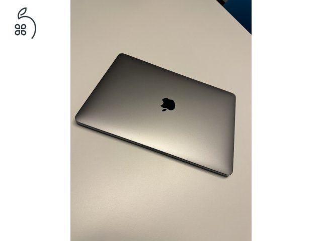 2019 Macbook Pro i5/8gb/128gb/touchbar