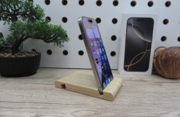 Apple iPhone 16 Pro - Natural Titanium - Újszerű, kipróbált