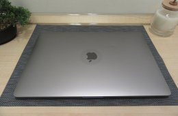 Apple Retina Macbook Pro 16 - 2019 - Használt, megkímélt