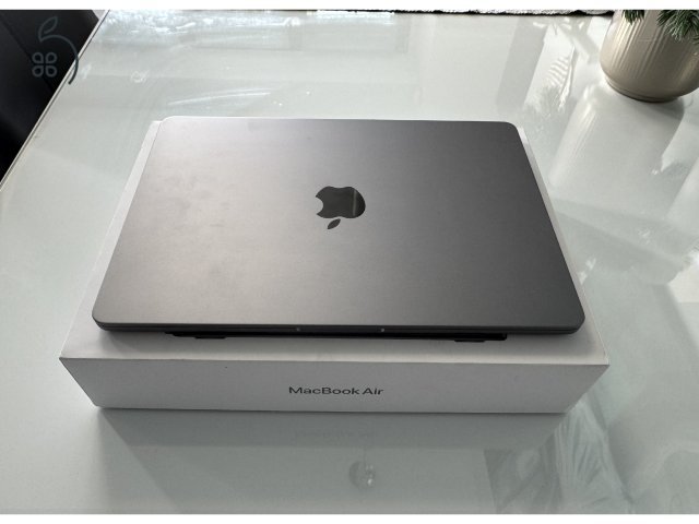 MacBook Air 13