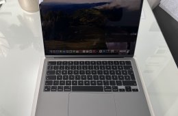 MacBook Air 13