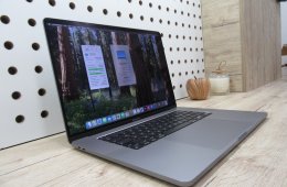  Apple Retina Macbook Pro 16 - 2019 - Használt, megkímélt 