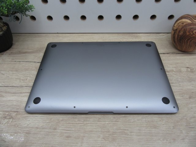 Apple Macbook Air M1 13 -2020 - Használt, szép állapot