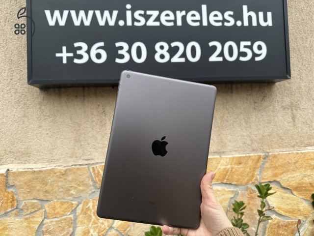 SZOMBATONKÉNT IS NYITVA | Makulátlan iPad 8 32 GB Wifi Space Grey akár 1 év garanciával