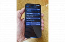 Eladó egy gyönyörű fekete titán iPhone 15 Pro (AppleCare+ 2026.08.26ig!)