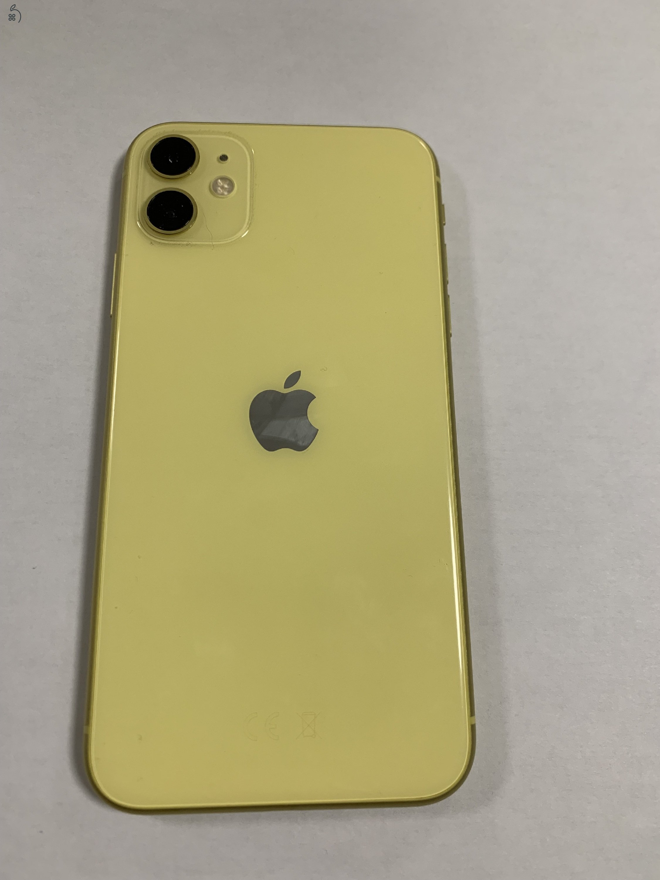 Apple iPhone 11  Yellow