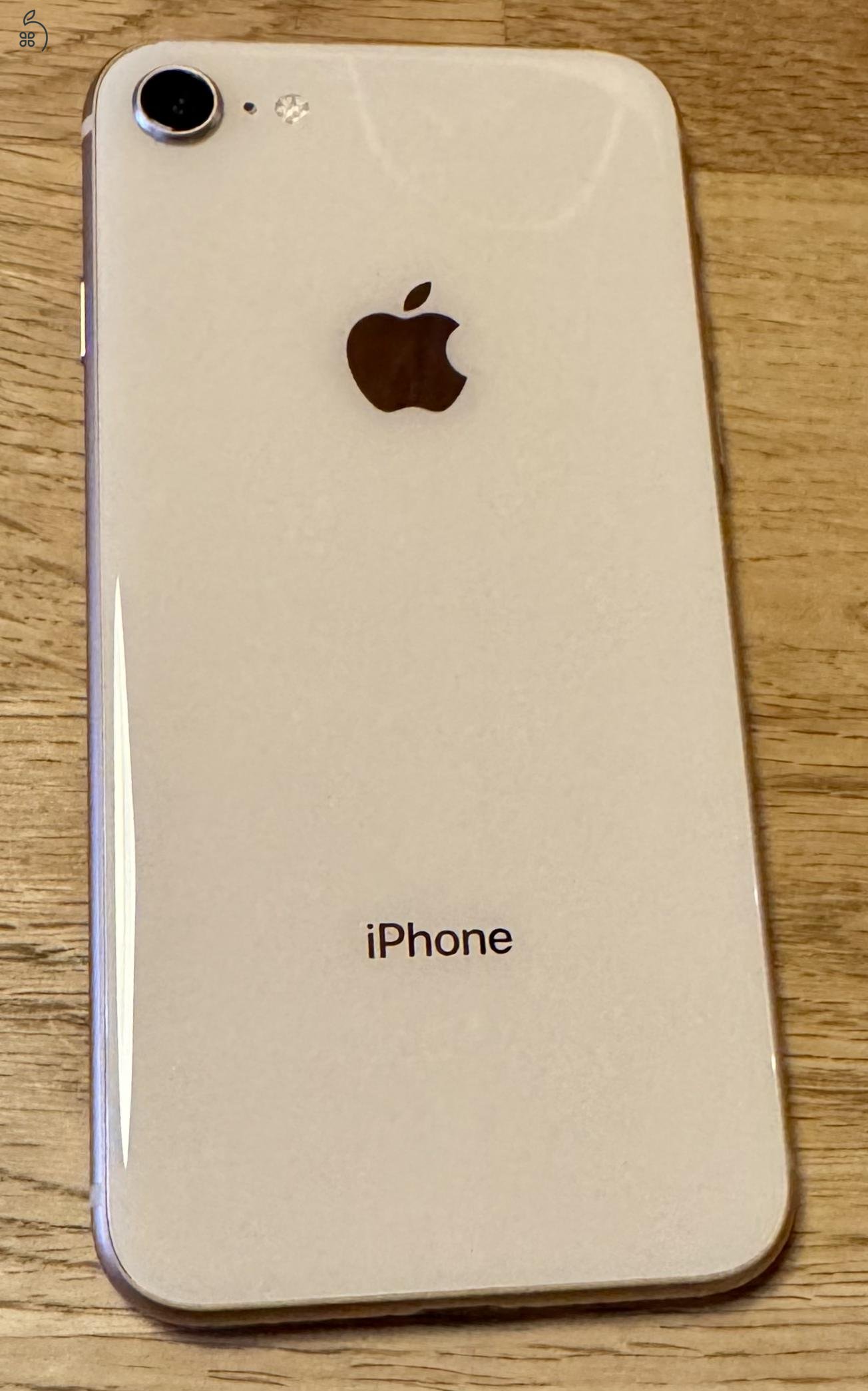 iPhone 8 - 64GB, arany 