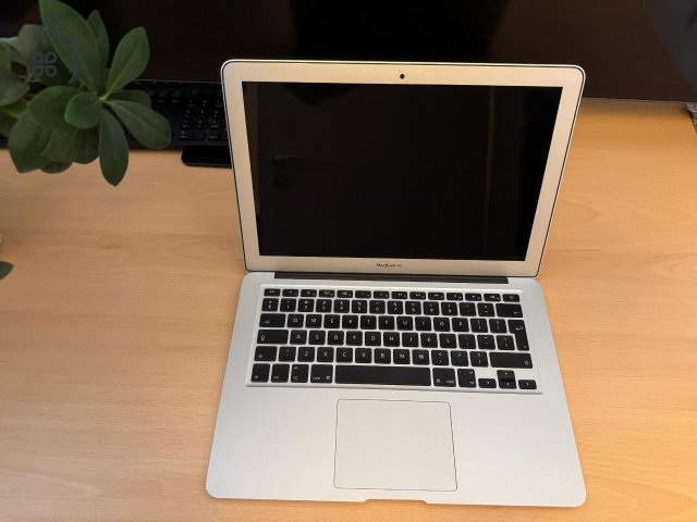 Apple Macbook AIR