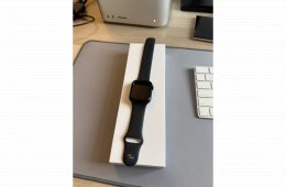 Apple Watch S9 - 45mm - Wifi - szép állapotú használt